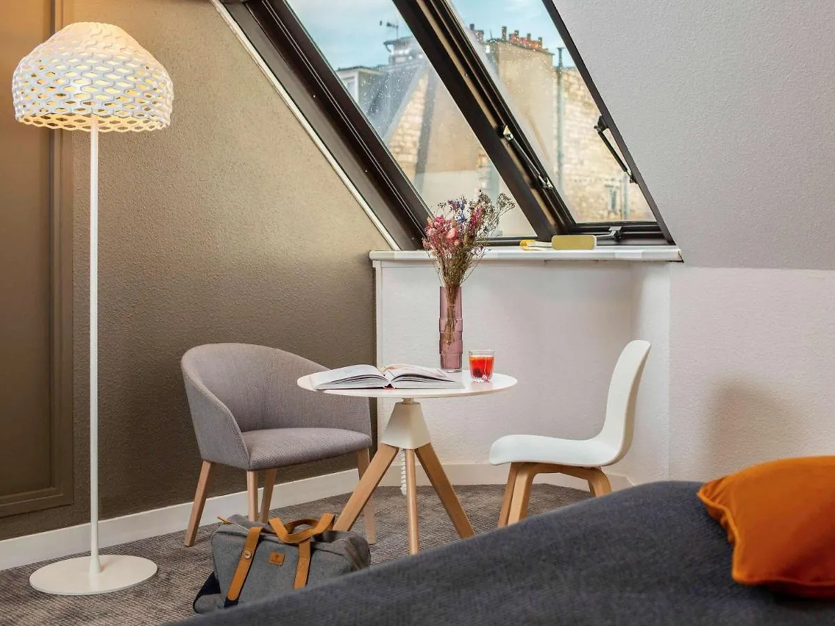 Mercure Centre Gare Montparnasse 4* Paříž
